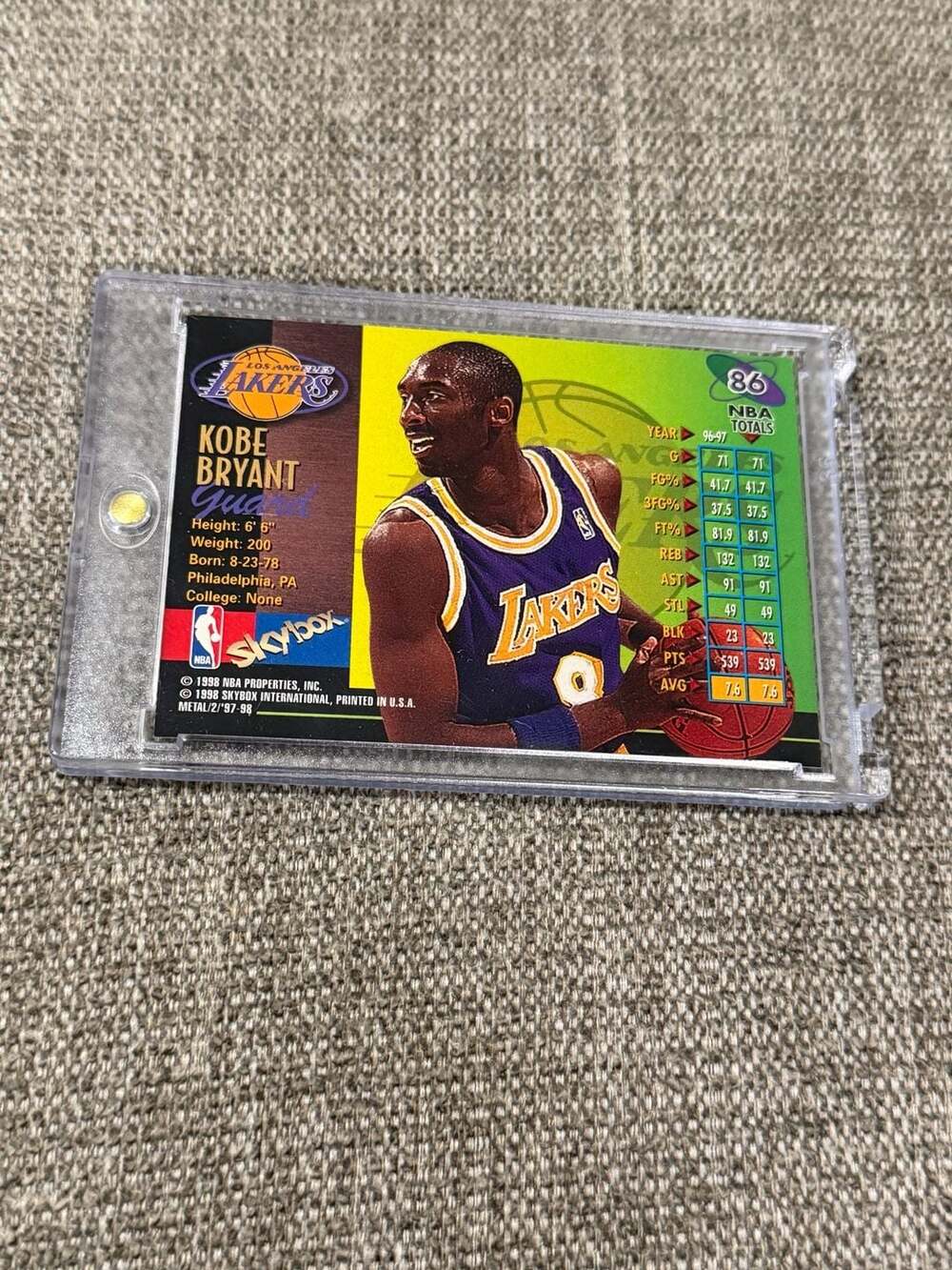 1997-98 SkyBox Metal Universe Kobe Bryant #86 Los Angeles Lakers